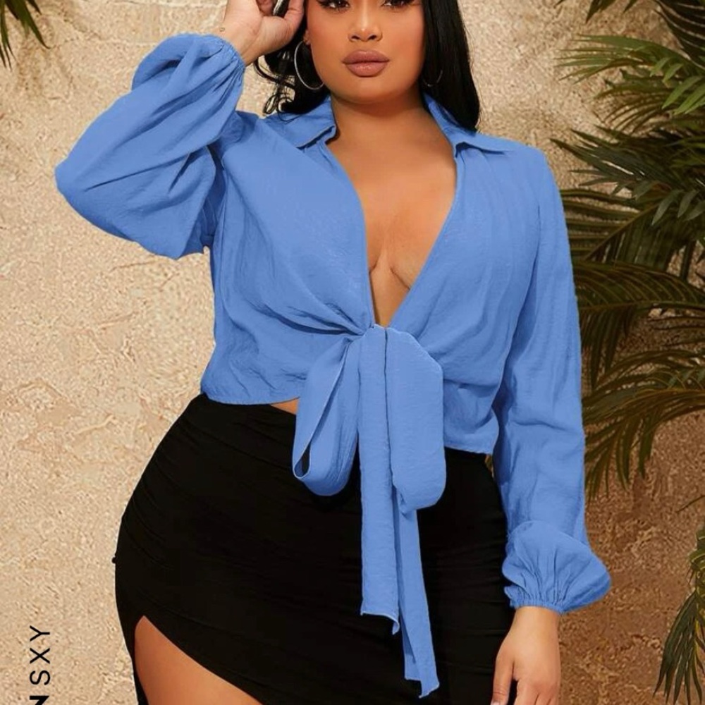 SHEIN SXY Plus Tie Front Crop Top
